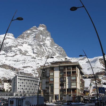 Cervino Valley House Rododendro Breuil-Cervinia Bagian luar foto