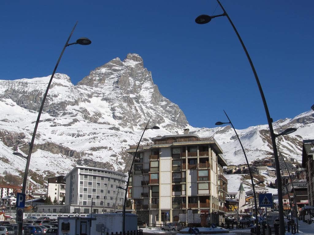 Cervino Valley House Rododendro Breuil-Cervinia Bagian luar foto