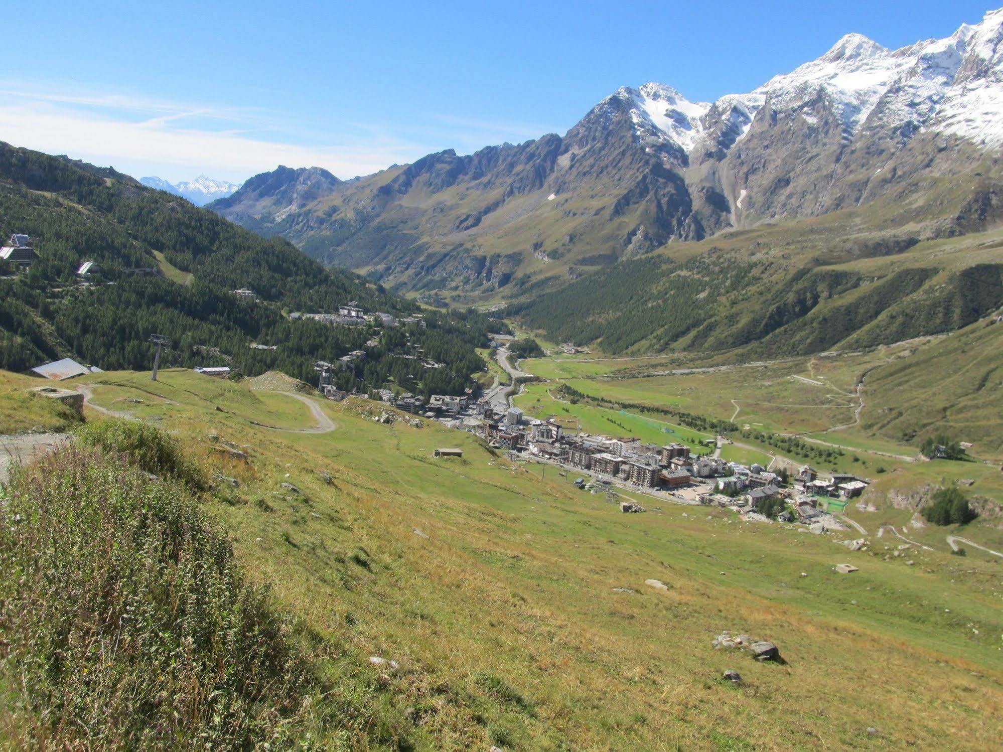 Cervino Valley House Rododendro Breuil-Cervinia Bagian luar foto