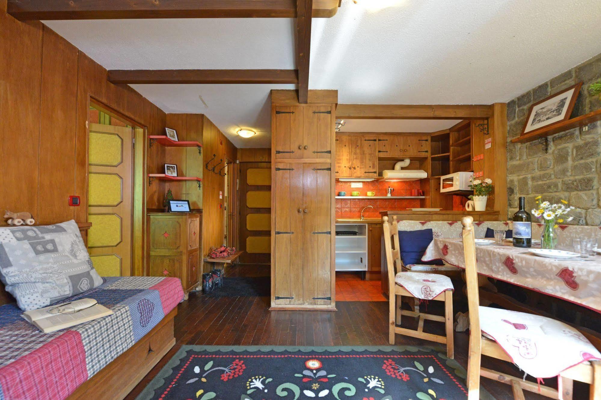 Cervino Valley House Rododendro Breuil-Cervinia Bagian luar foto