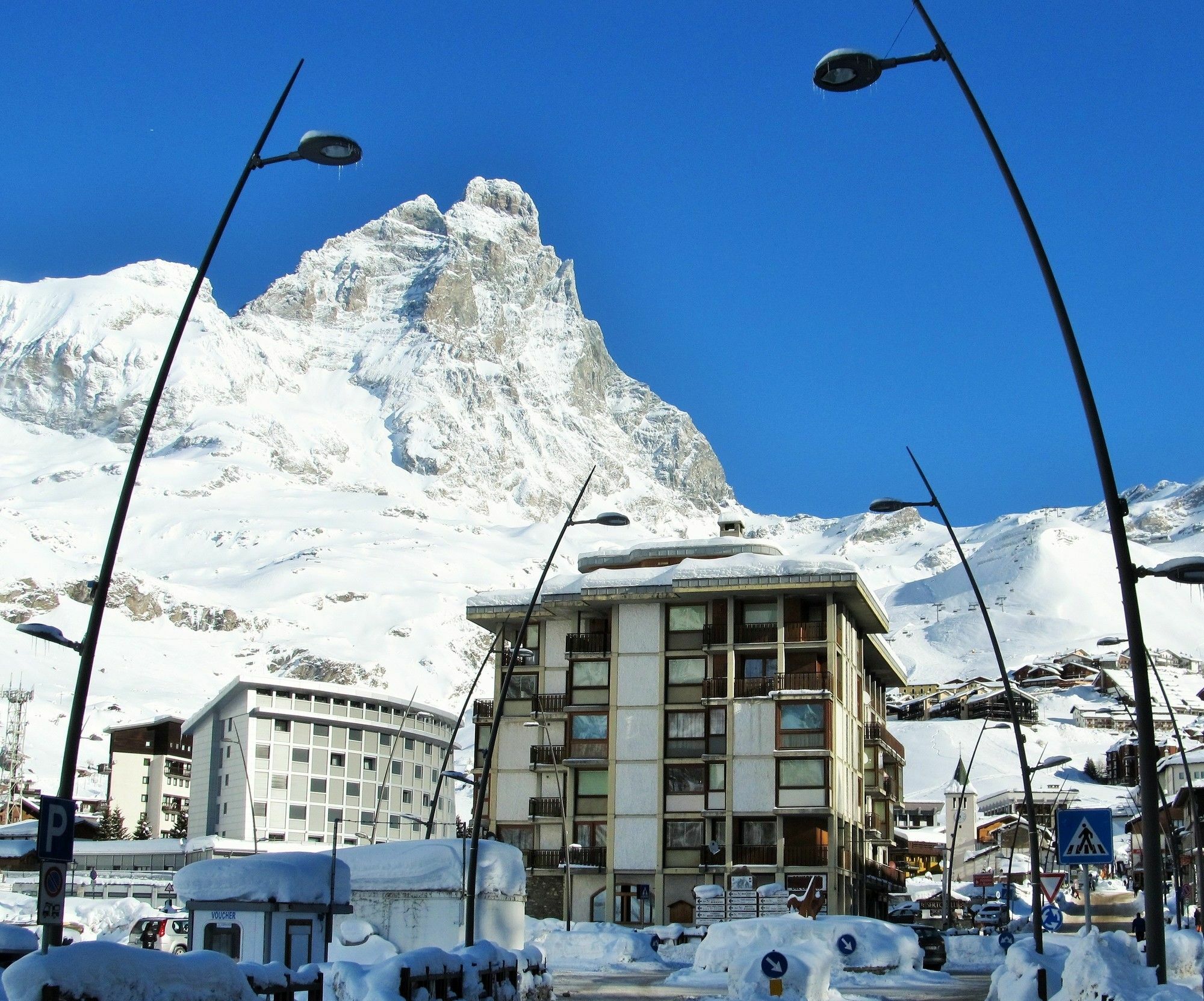 Cervino Valley House Rododendro Breuil-Cervinia Bagian luar foto
